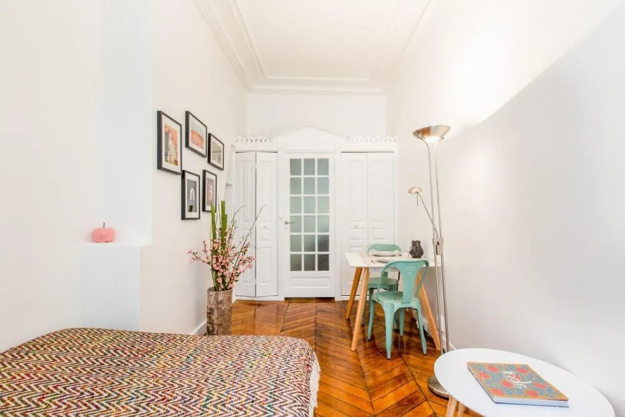 Apartament Brand New Near Louvre And Opera *