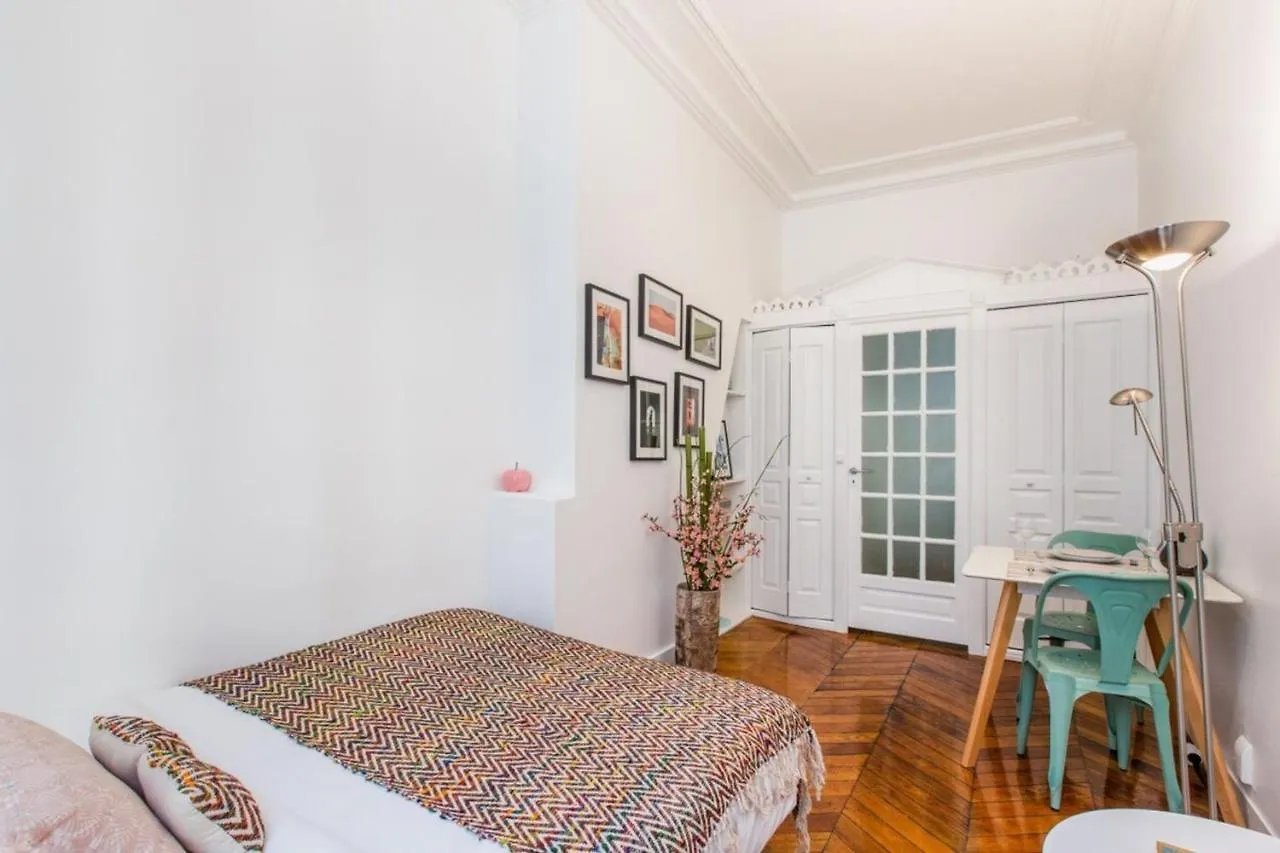 Brand New Near Louvre And Opera Apartment Paris