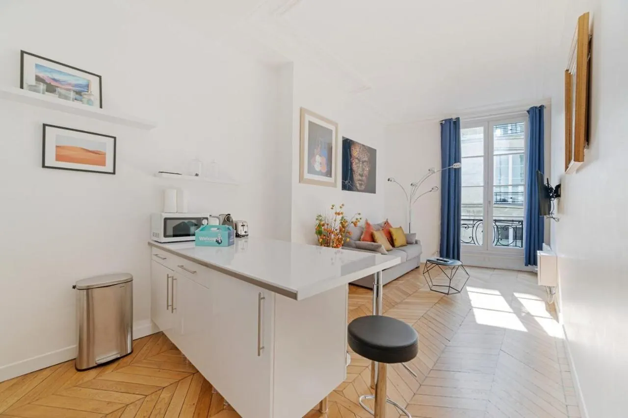 Brand New Near Louvre And Opera Apartament *